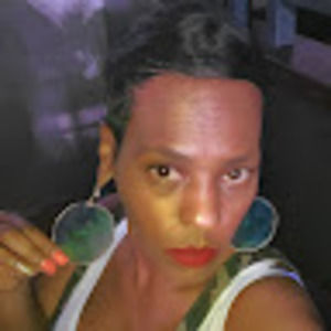 Meet your Posher, Molly